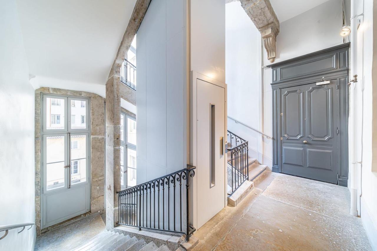 Les Suites De L'Opera - Apartment Aretha For 4 People ليون المظهر الخارجي الصورة