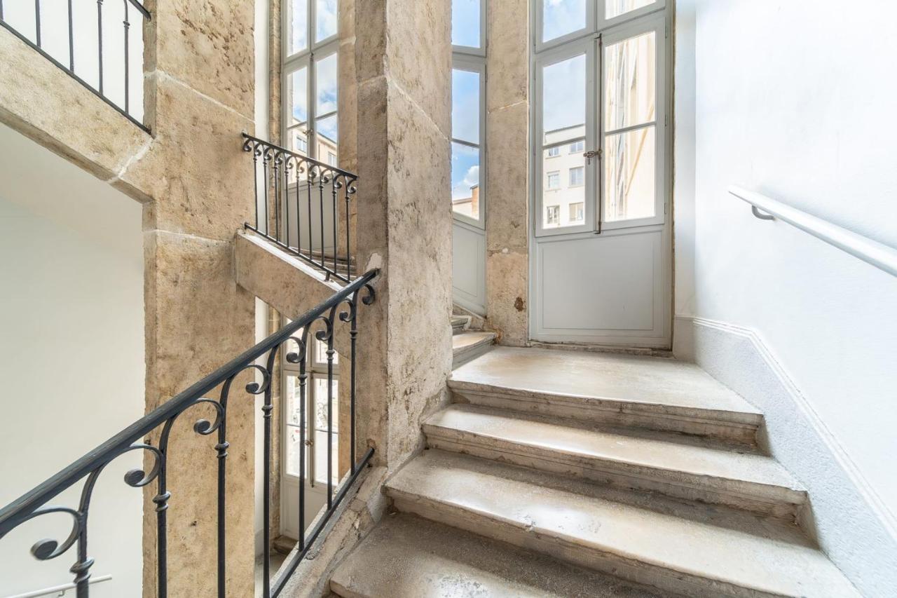 Les Suites De L'Opera - Apartment Aretha For 4 People ليون المظهر الخارجي الصورة